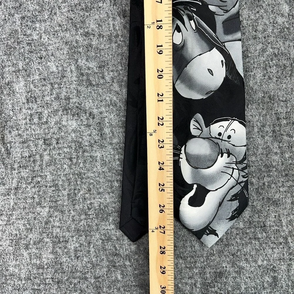 Winne Pooh Tie Mens 56